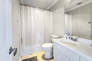 18403 Gibbons Dr, Dallas, TX 75287 - Photo 15