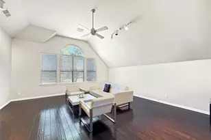 18403 Gibbons Dr, Dallas, TX 75287 - Photo 27