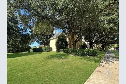 18403 Gibbons Drive, Dallas, TX 75287 - Photo 3