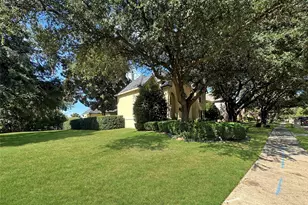 18403 Gibbons Dr, Dallas, TX 75287 - Photo 3