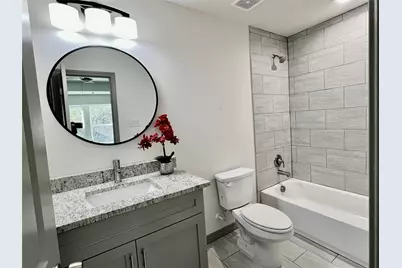 1438 E Waco Avenue, Dallas, TX 75216 - Photo 11