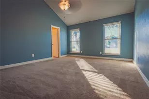 593 King Cir, Lewisville, TX 75067 - Photo 13