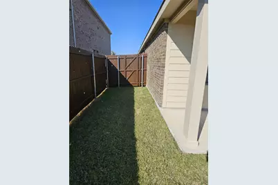 903 Emerald Gate Drive, Princeton, TX 75407 - Photo 31