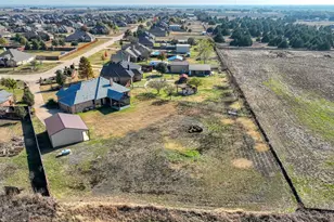 178 Chazlynn Ct, Waxahachie, TX 75165 - Photo 9