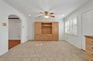 1832 Wonderlight Ln, Dallas, TX 75228 - Photo 9