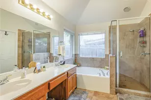 4017 Azalea Dr, Haltom City, TX 76137 - Photo 15