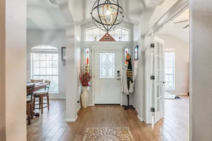 4017 Azalea Dr, Haltom City, TX 76137 - Photo 3