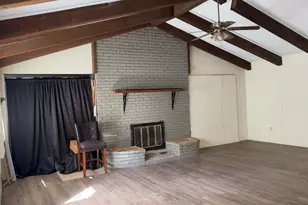 2005 Gulfway Dr, Port Arthur, TX 77640 - Photo 3