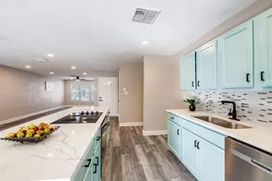 5216 Alpha Dr, The Colony, TX 75056 - Photo 5