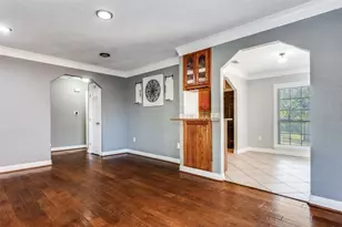 3216 Meadowbrook Dr, Fort Worth, TX 76103 - Photo 7