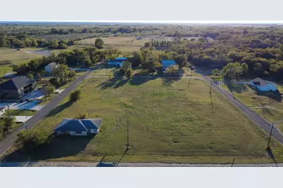 209 S Walton Street, Blooming Grove, TX 76626 - Photo 23