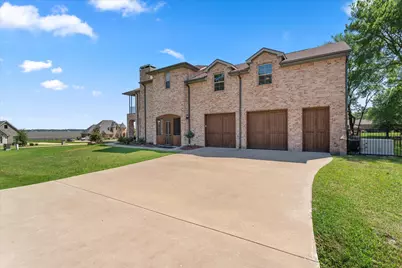 208 Cape Shore Drive, Mabank, TX 75143 - Photo 11