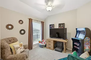 2203 Knoll Ridge Dr, Corinth, TX 76210 - Photo 29