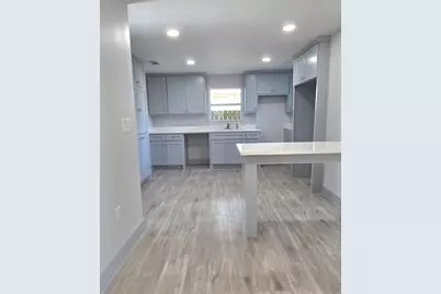 2518 W Clarendon Drive, Dallas, TX 75211 - Photo 7