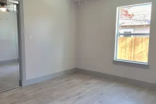 2518 W Clarendon Dr, Dallas, TX 75211 - Photo 11