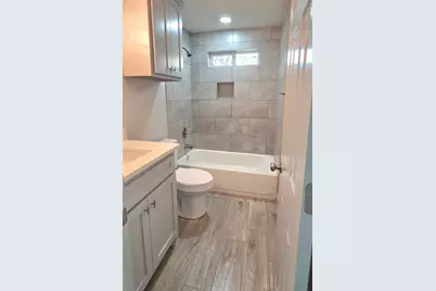 2518 W Clarendon Drive, Dallas, TX 75211 - Photo 11