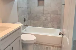 2518 W Clarendon Dr, Dallas, TX 75211 - Photo 11