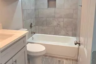 2518 W Clarendon Dr, Dallas, TX 75211 - Photo 15