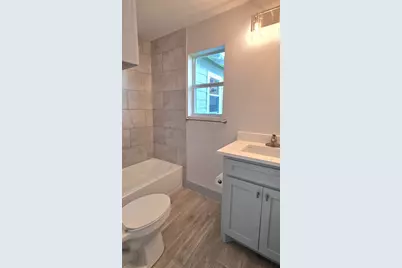 2518 W Clarendon Drive, Dallas, TX 75211 - Photo 9