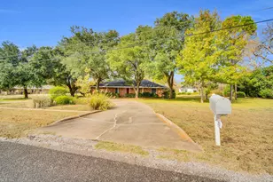 214 Willow Creek Ln, Ovilla, TX 75154 - Photo 3