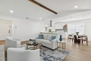 3705 Grasmere Dr, Carrollton, TX 75007 - Photo 5