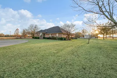 2535 36th Street NE, Paris, TX 75462 - Photo 5