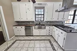 511 E Farrar St, Groesbeck, TX 76642 - Photo 15