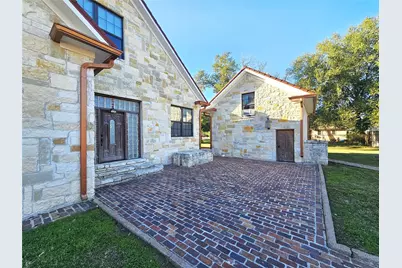 511 E Farrar Street, Groesbeck, TX 76642 - Photo 5