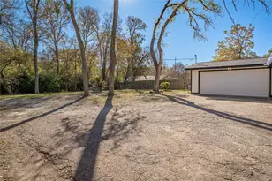919 Fairway Rd, Woodway, TX 76712 - Photo 33