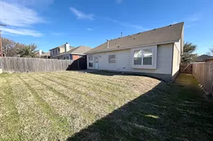 5017 Bedfordshire Dr, Fort Worth, TX 76135 - Photo 25