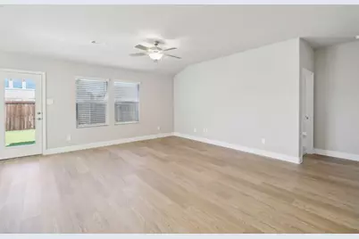 713 London Town Lane, Princeton, TX 75071 - Photo 9