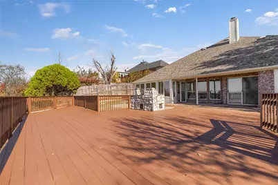 6415 Lake Bluff Drive, Dallas, TX 75249 - Photo 31