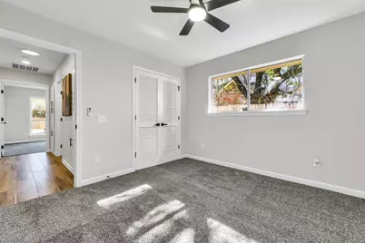 6415 Lake Bluff Drive, Dallas, TX 75249 - Photo 21