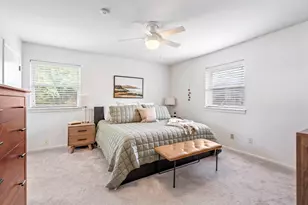 10631 Larchfield Ln, Dallas, TX 75238 - Photo 21