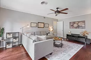 10631 Larchfield Ln, Dallas, TX 75238 - Photo 11