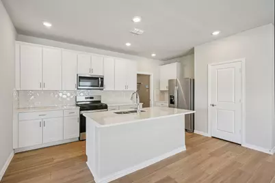 703 Leavenworth Drive, Princeton, TX 75071 - Photo 3