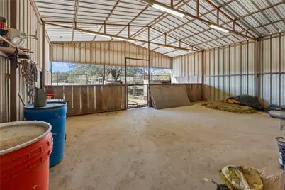 262 N Cheyenne Trail, Springtown, TX 76082 - Photo 5