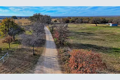 000 Carminati, Montague, TX 76251 - Photo 25