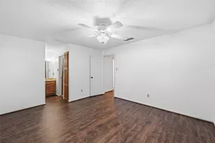 823 Marigold Dr, Cedar Hill, TX 75104 - Photo 11