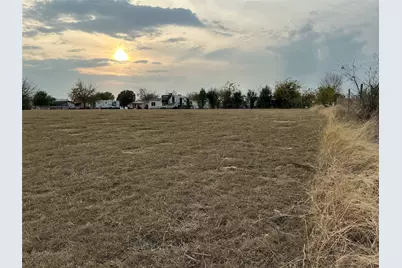 1114 Spring Flower Drive, Krum, TX 76249 - Photo 7