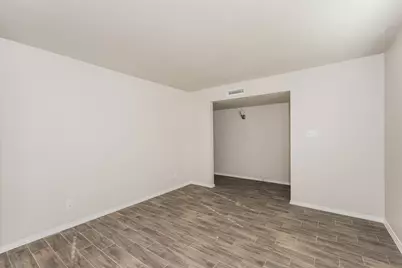 617 Faye Street, DeSoto, TX 75115 - Photo 5