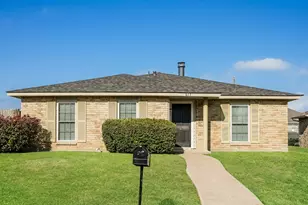 617 Faye St, DeSoto, TX 75115 - Photo 1