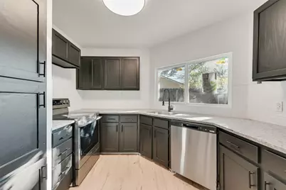 1418 Colonnade Drive, Arlington, TX 76018 - Photo 11