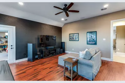 10908 Hawkins Home Boulevard, Benbrook, TX 76126 - Photo 15