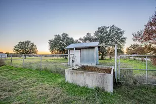 6942 Silver Creek Azle Rd, Azle, TX 76020 - Photo 33