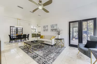 900 Pioneer Circle E, Argyle, TX 76226 - Photo 7