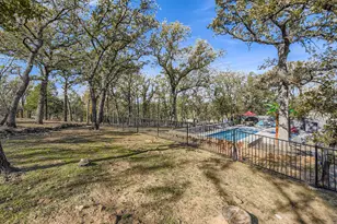 900 Pioneer Cir E, Argyle, TX 76226 - Photo 37