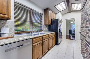 12915 Chandler Dr, Dallas, TX 75243 - Photo 7