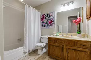 12915 Chandler Dr, Dallas, TX 75243 - Photo 19