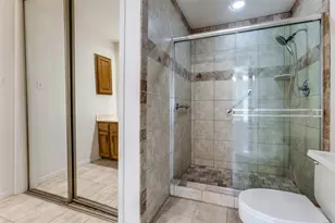 12915 Chandler Dr, Dallas, TX 75243 - Photo 17